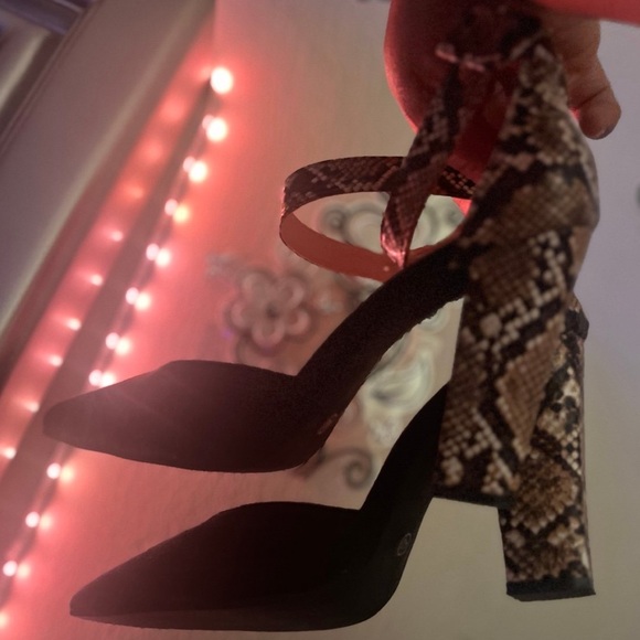 heels snake skin print - Picture 5 of 6